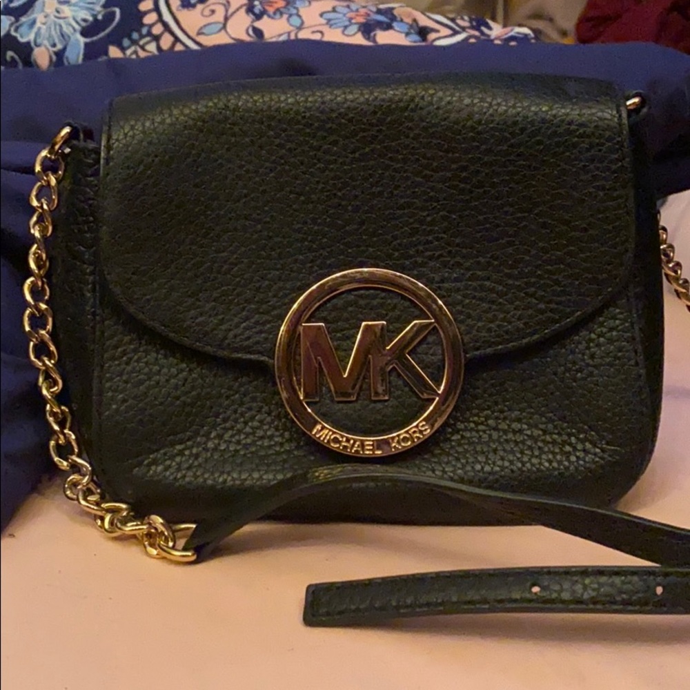 Michael Kors Crossbody - Picture 1 of 4